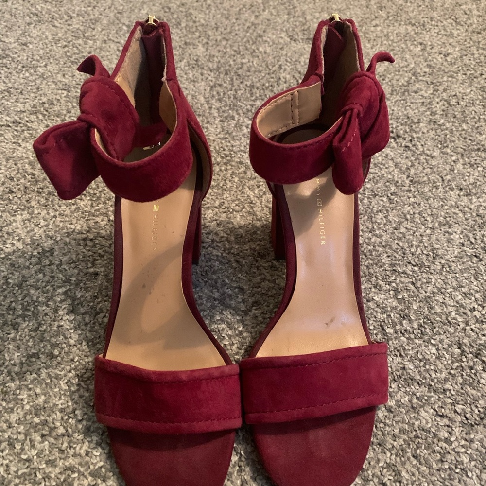 tommy hilfiger heels
